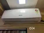 1 ton voltas AC 1 year old