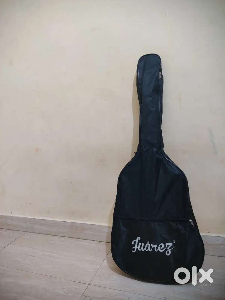 Guitar luarez only in 3000