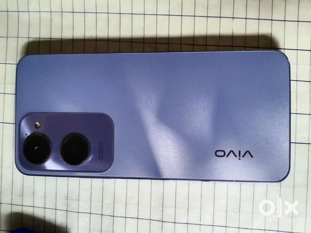 Urgent sell Vivo y28s 5g phone with box