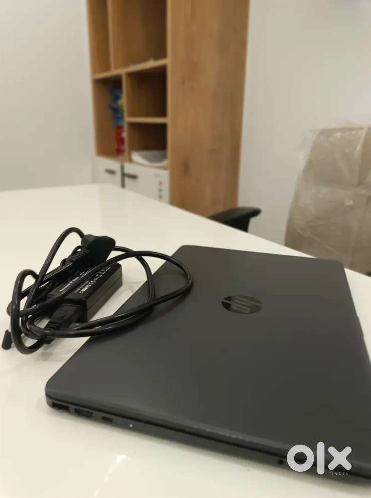 Laptop -6TP8HFLA