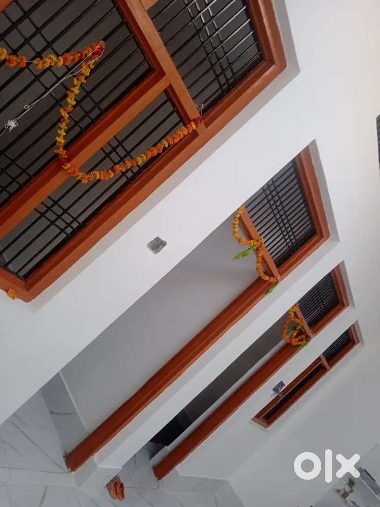 2BHK FOR FAMILY.
