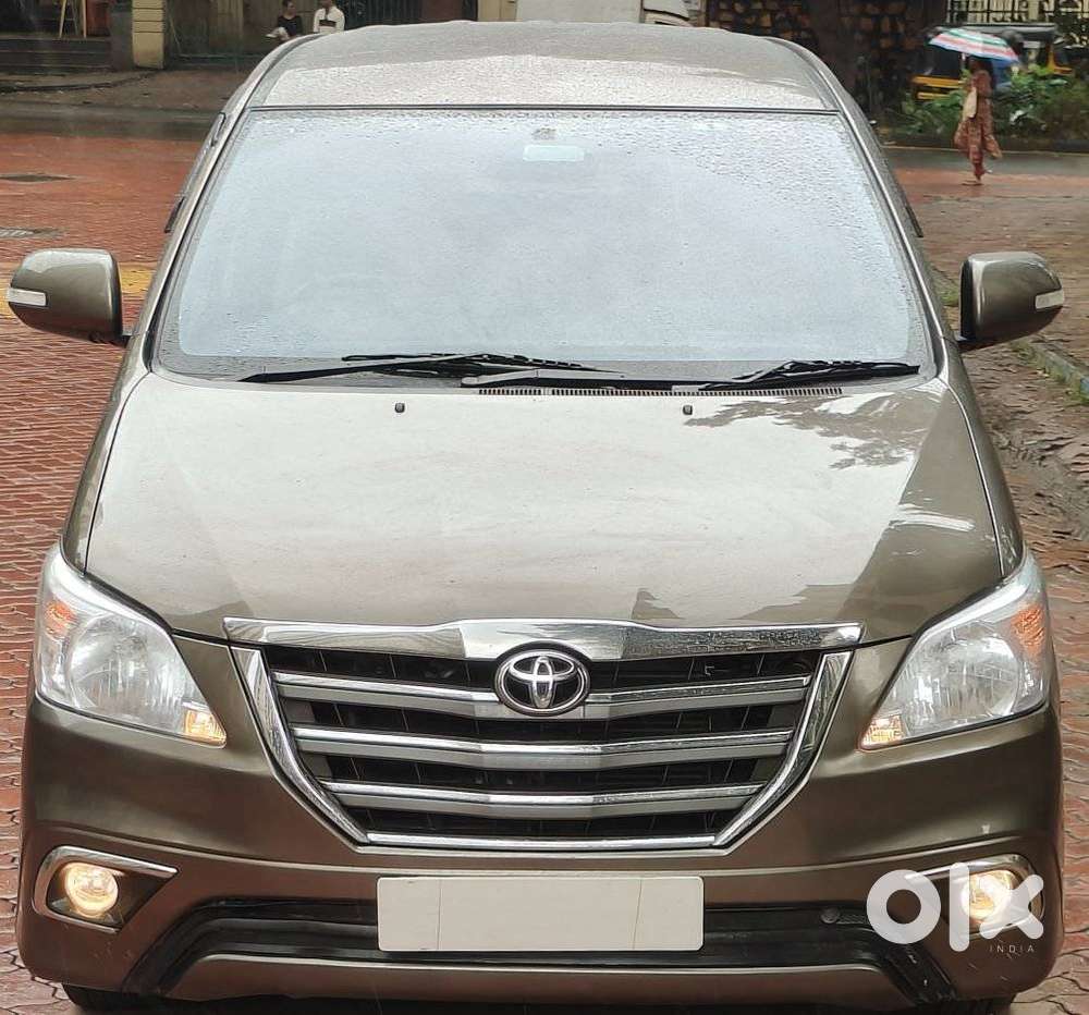 Toyota Innova 2.5 VX 8 STR BS-III, 2015, Diesel