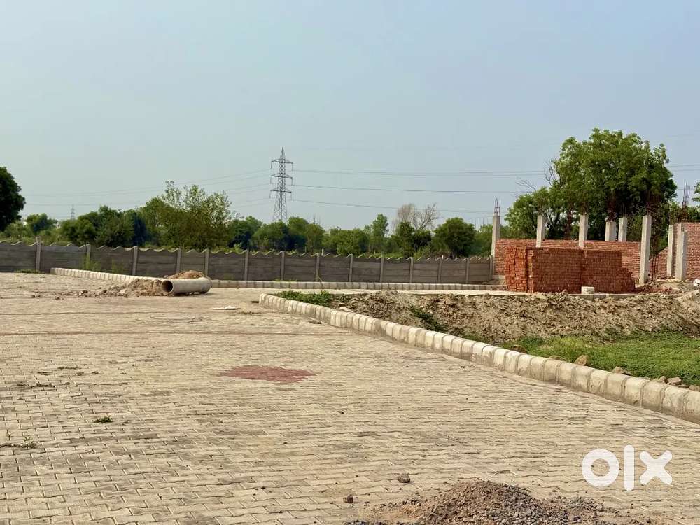 Plot for sale near Tilpata chowk Noida Extension