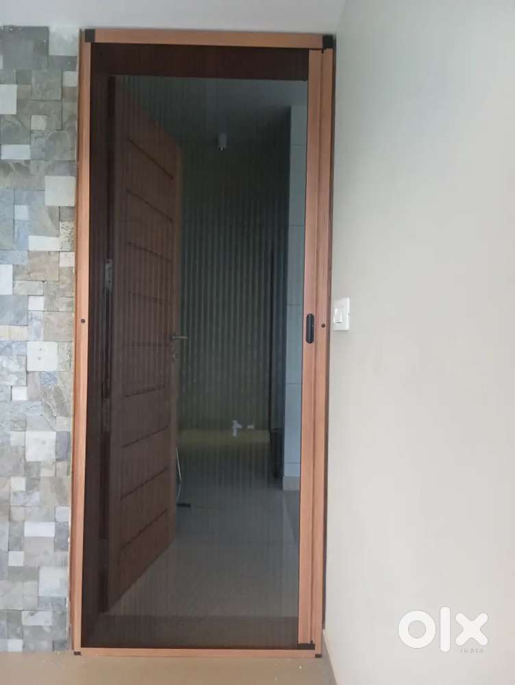 Mosquito net for doors, windows, balconies : pleated sliding and all