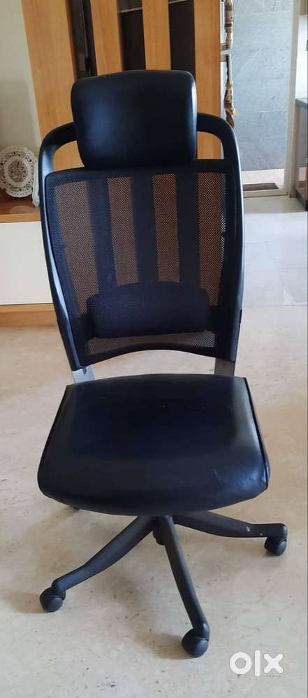 5 Chairs for sale