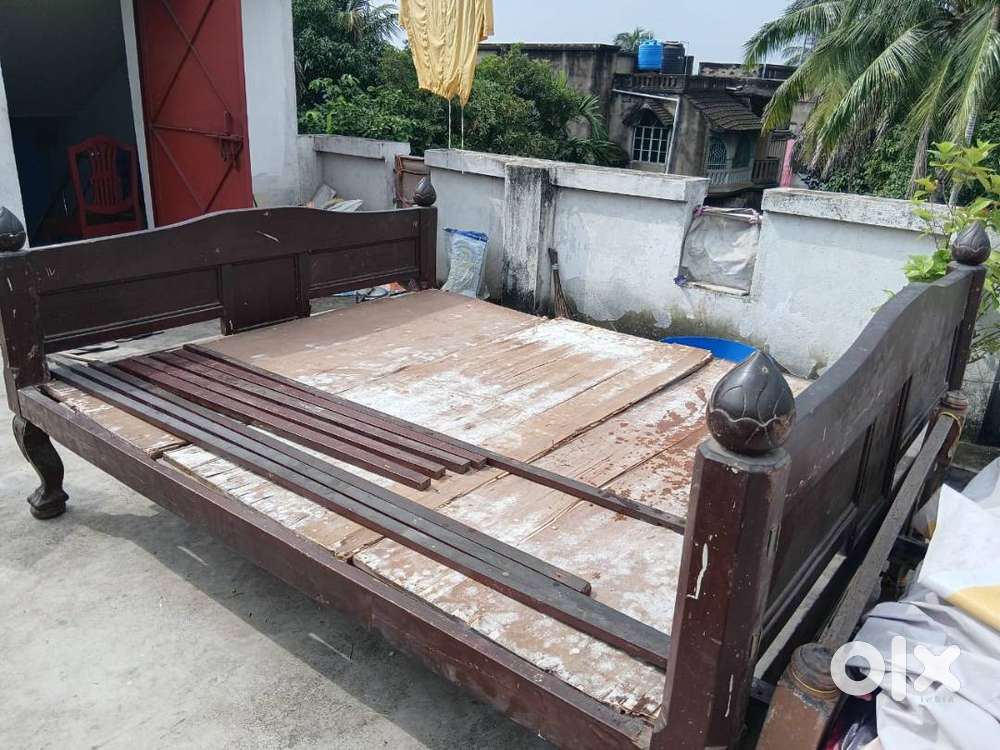 Double Bed for Sale – Good Condition