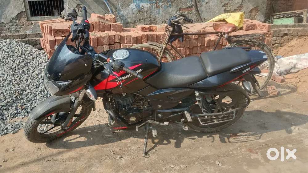 Ye bike bahut hi acchi condition me hai aur ishaka price fix hai 65000