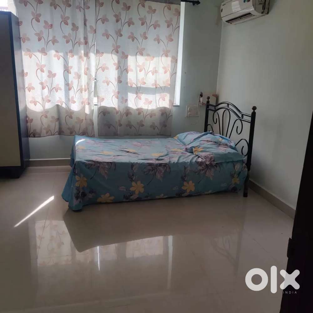 Available 1bhk flat for rent at Kadamba Plateau