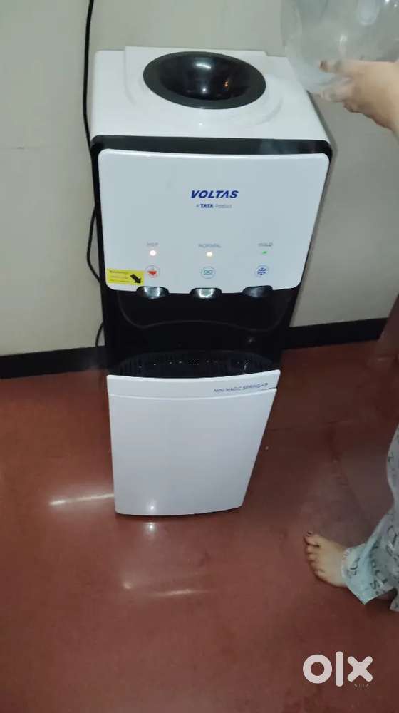 Voltas mini magic water cooler 2 month used