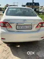 Toyota Corolla Altis 2011