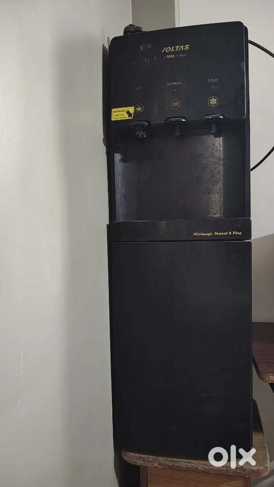 Voltas Water dispenser