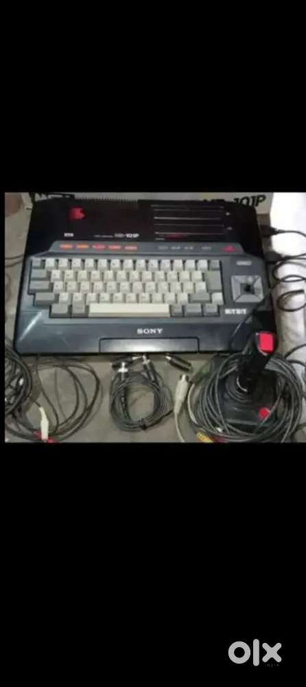 Sony Hit Bit gaming consoles 101P Box Pack Excellent Condition