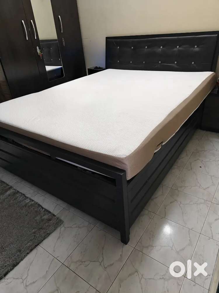 Wakefit orthopedic memory foam queen size mattress