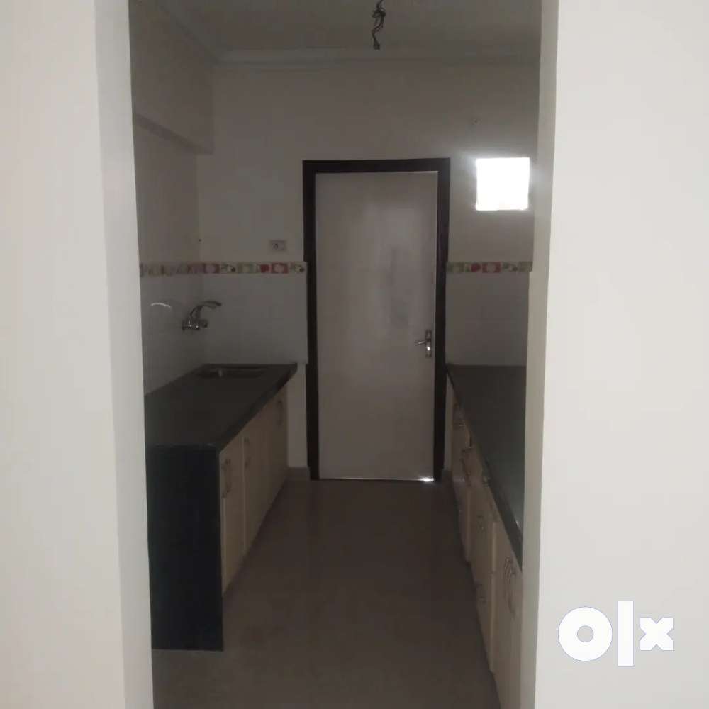 2 BHK Specious Flat in a Big Society at Hingna T Point For Rent