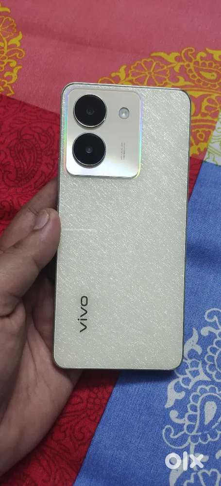 Vivo Y36 5G 8gb/128gb with bill and charger