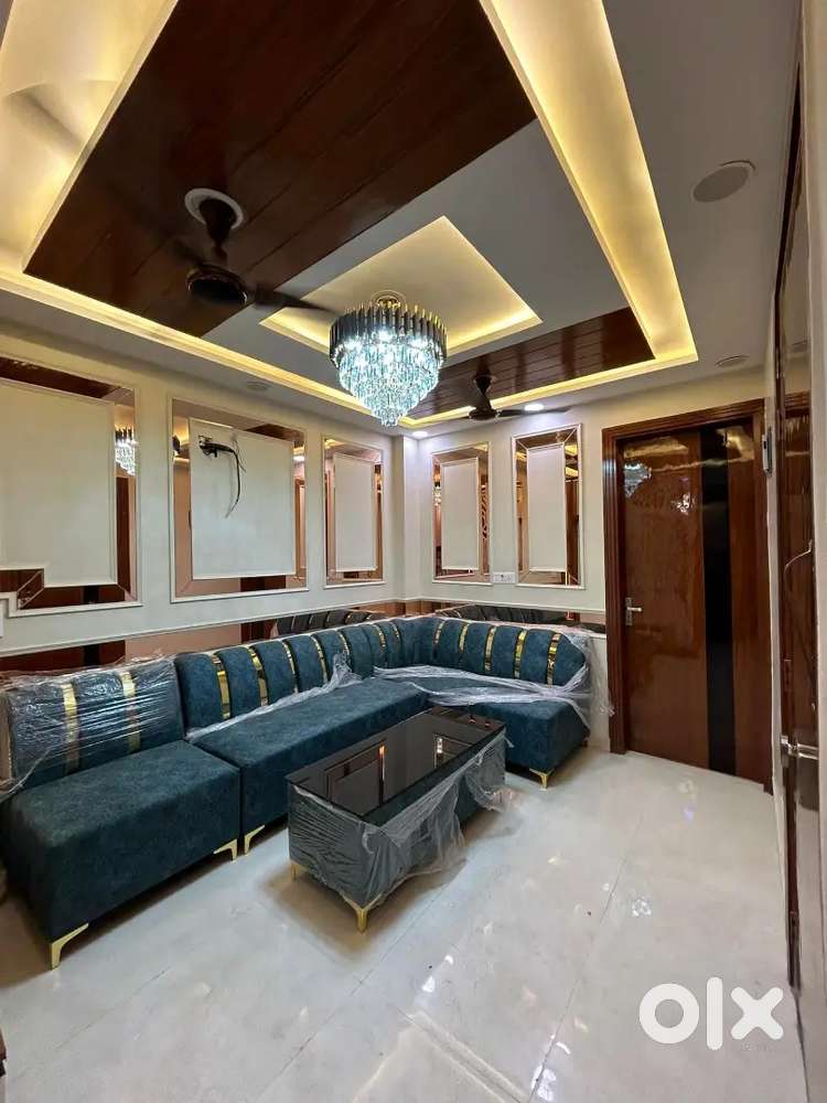 Amazing 3bhk semi furnished flat rent in uttam nagar