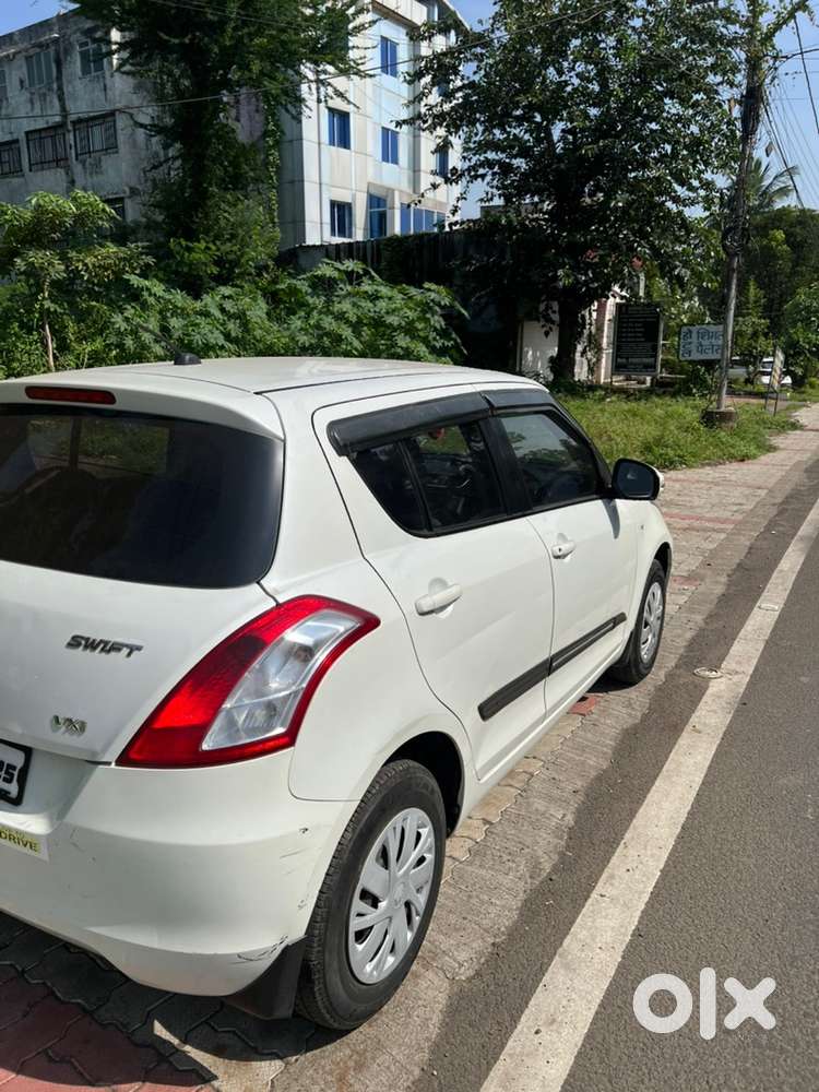 Maruti Suzuki Swift 2017 Petrol Well Maintained