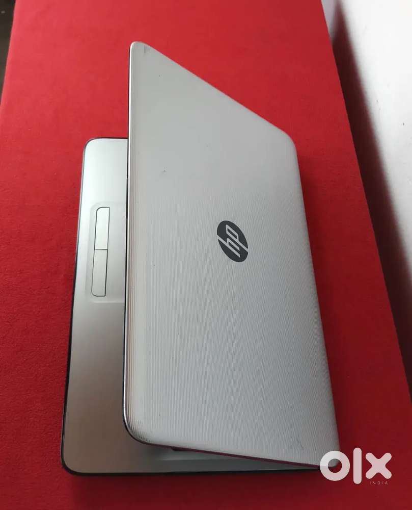 HP Pentium (5th Gen.) Laptop