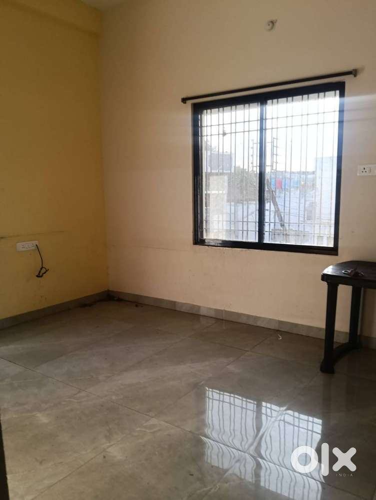 2BHK nearby Raipura Chowk for Family Govt Employ