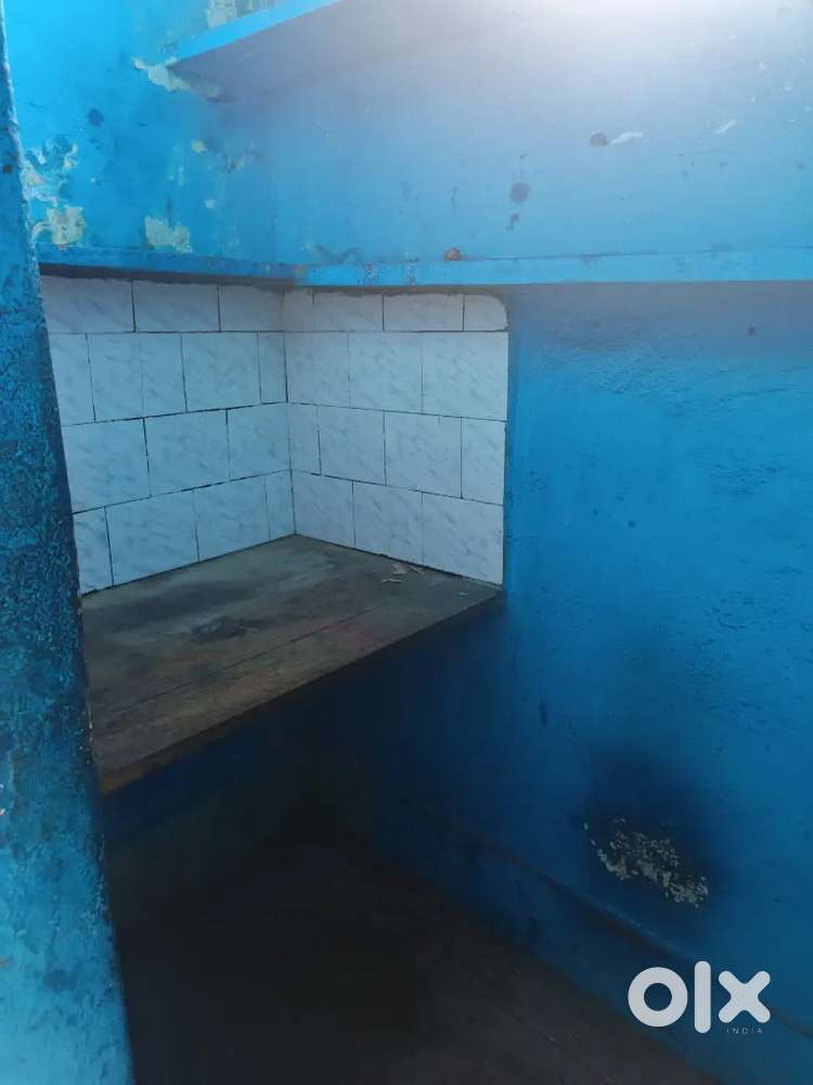 1 room kitchen lat-bath (only for girls)