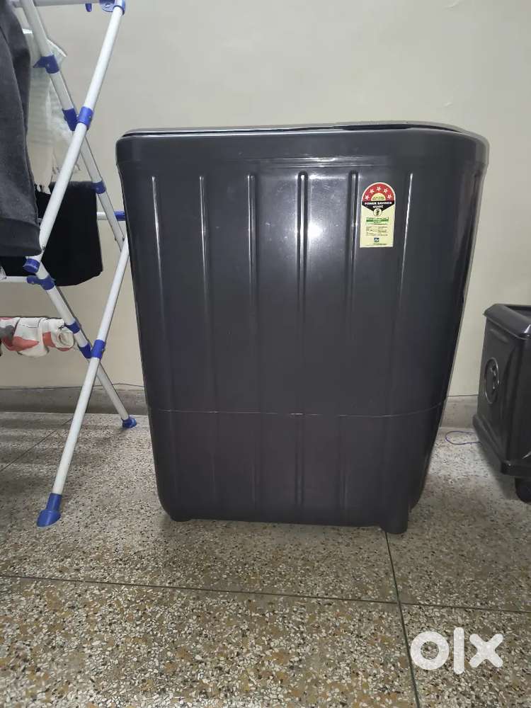 Whirlpool 6KG semi automatic washing Machine