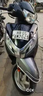 Honda Activa Gray & Black Colour