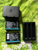 Insta360 X2 battery and charger