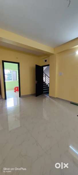 Kasba 10 minutes warking acropolis mall 2bhk new flat for rent