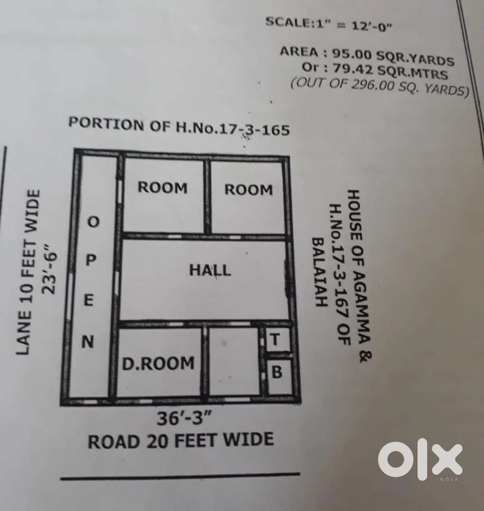 Selling house in 95 gaj plot . Details are given below.