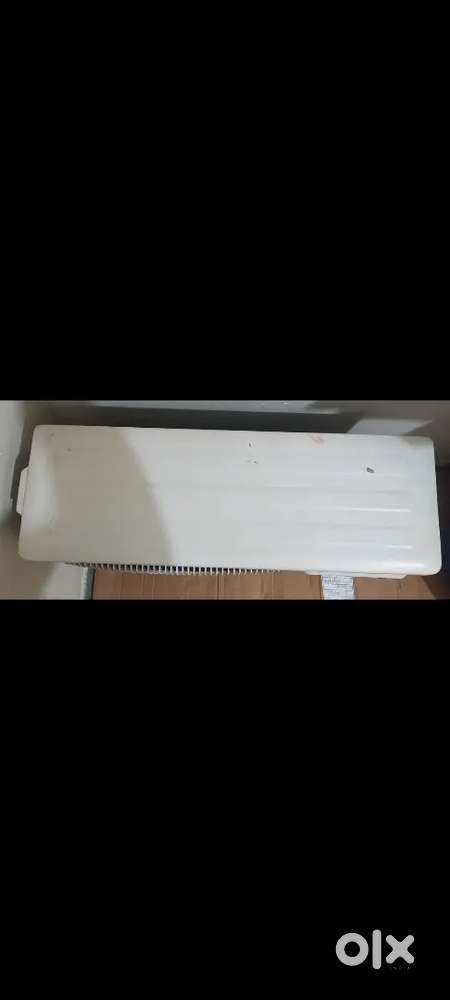 Split ac working in mint condition
