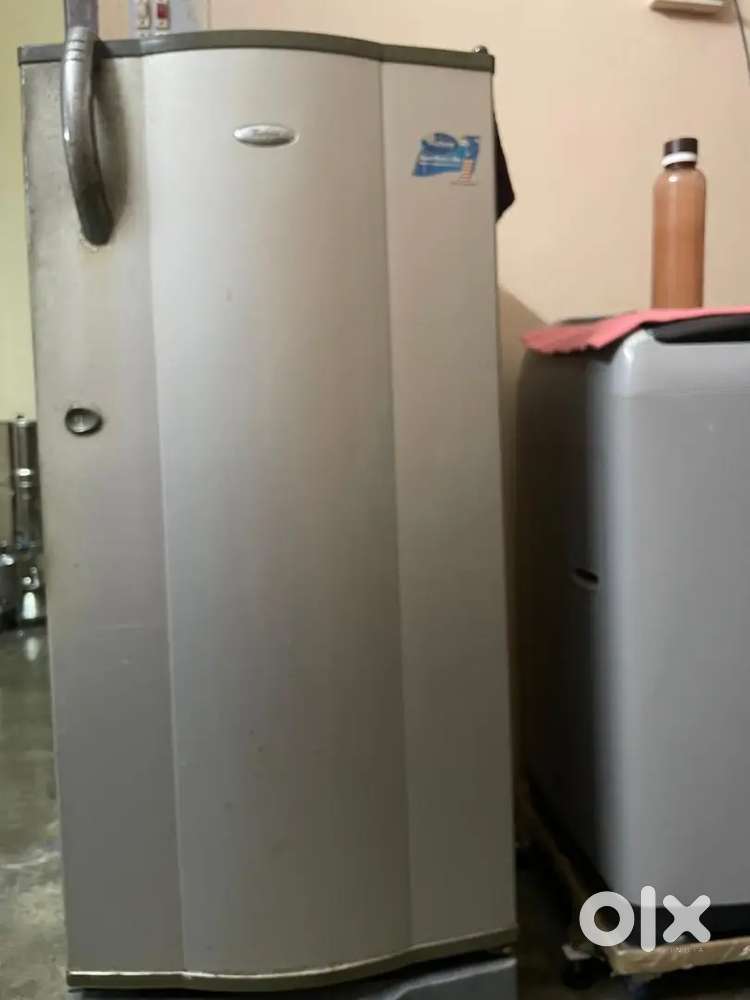 Whirlpool 21 royals 300 li (single door)
