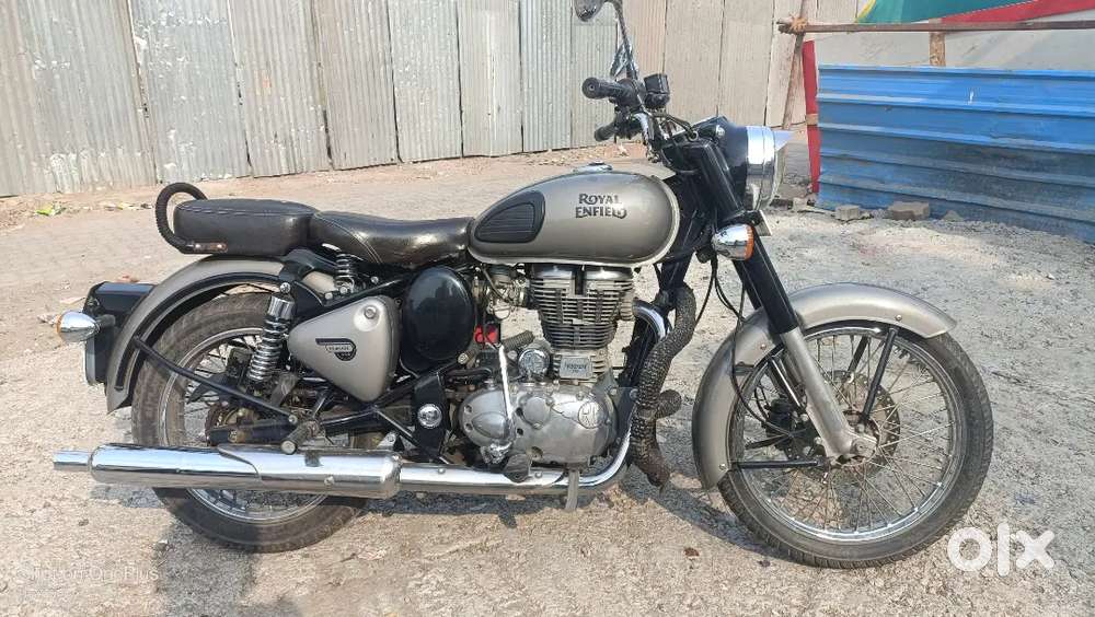 Looking to urgent sell bullet classic 350 best condition