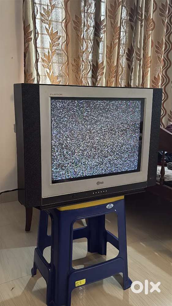 LG Flatron 21-inch Color TV - Great for Dish TV & Retro Gaming