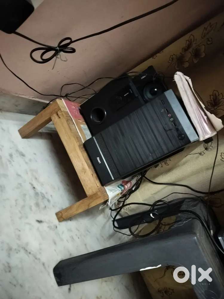 Computer with camera and speaker