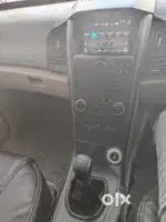 Mahindra XUV500 2016 Diesel 70000 Km Driven vip number