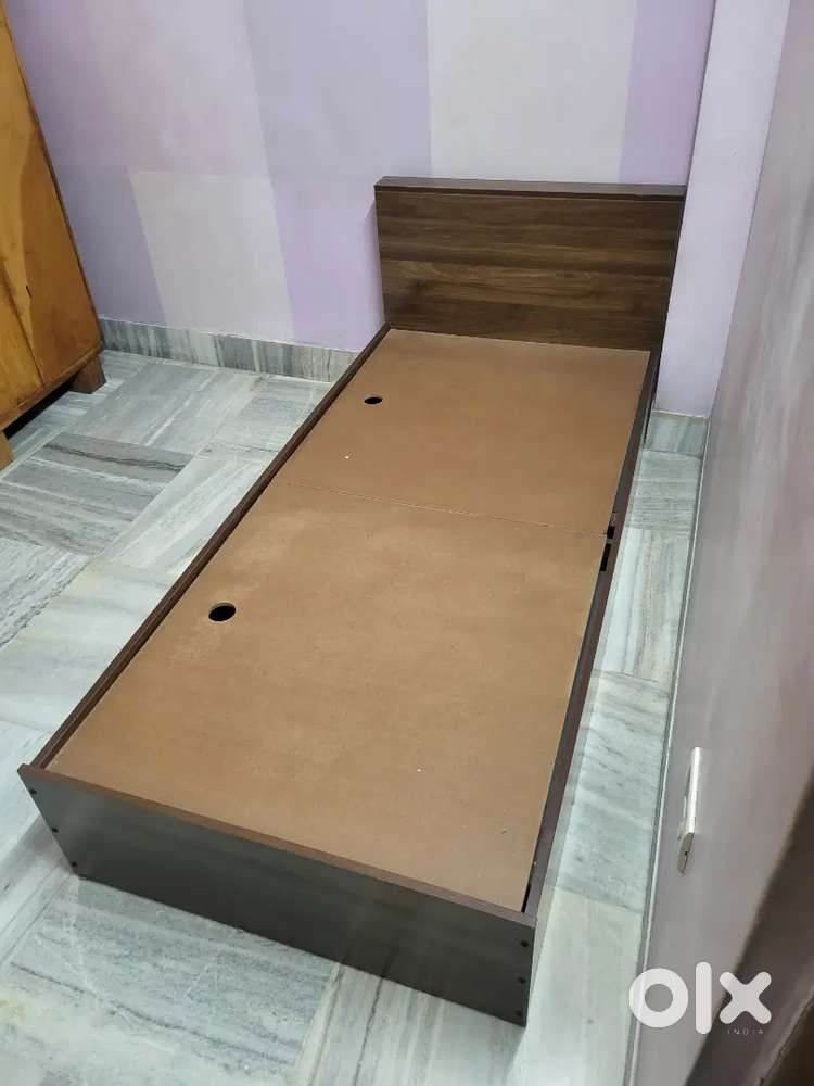 Engineered Wood Single Box Bed – Excellent Condition Spacious Storage