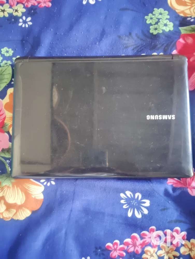 Samsung mini Laptop