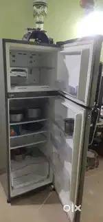 Whirlpool double door fridge