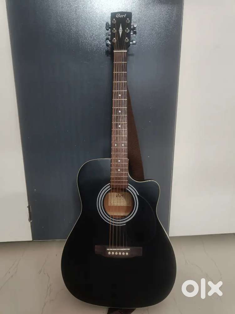 Cort af500c black guitar with bajaao kit and padded bag also