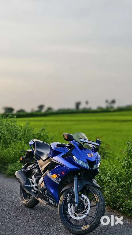 Yamaha R15S v3