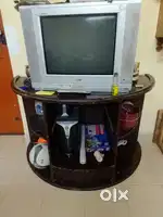 CR Tv Lg ka hai bilkul acha chalta hei