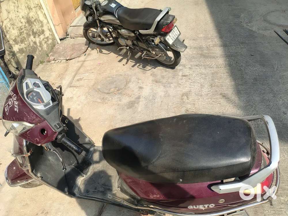 I want to sell my Mahindra gusto which is like new condition