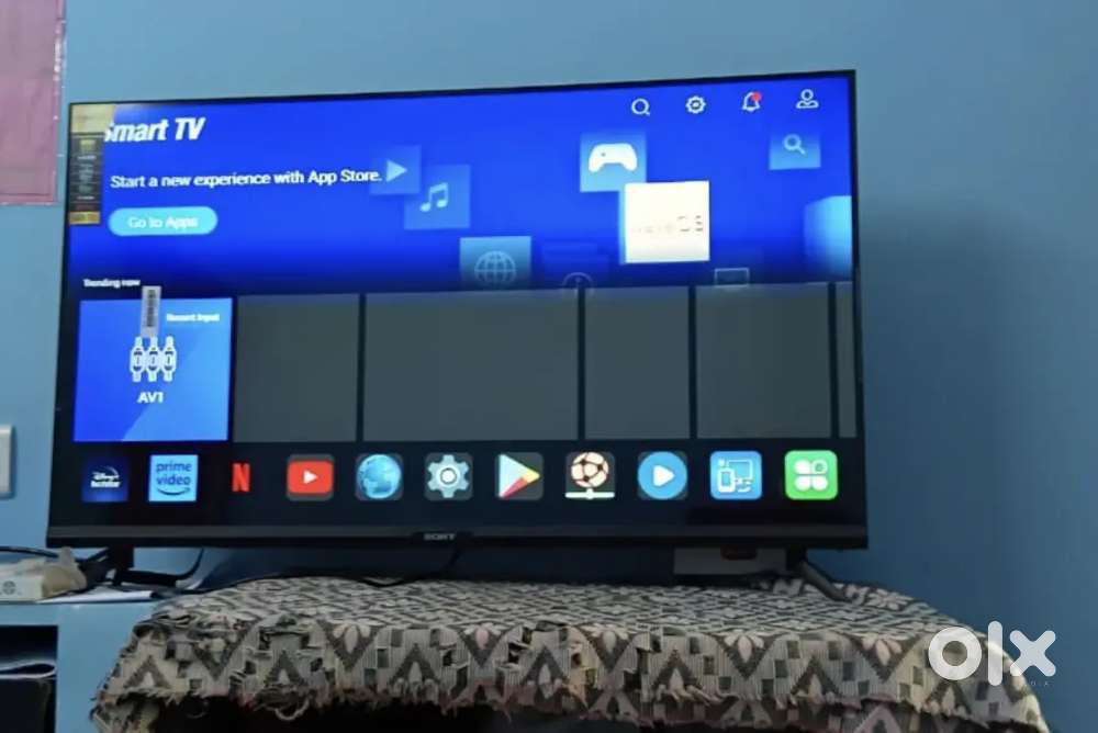32 inch sony smart Android frameless oled 4k 3yr display waranty 7500