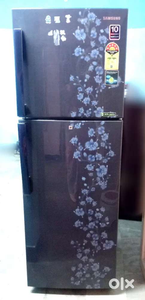 Samsung 300 liters fridge 3 years old