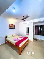 12ac rooms including parking for lease