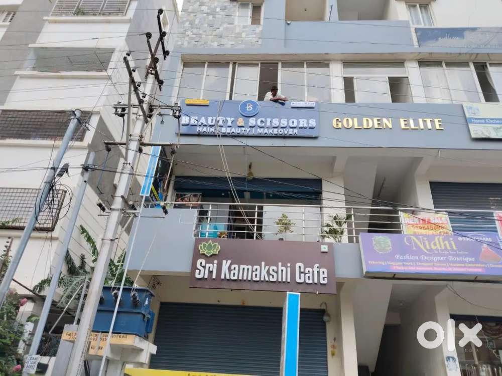 Unisex Salon