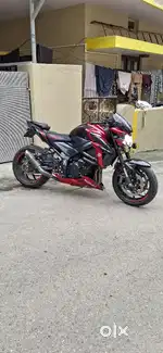 GSX S750 2018 Red Black