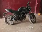 Tyre naya laga hua hai aur gadi condition mein bhi hai