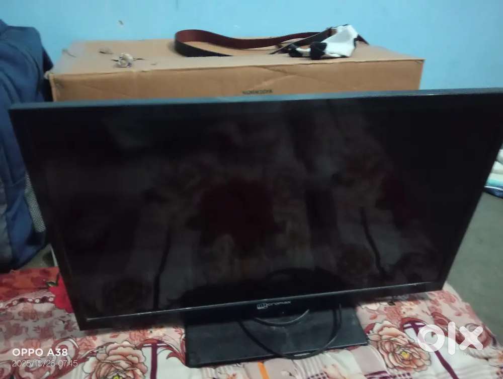 Micromax L.C.D 26 inchi