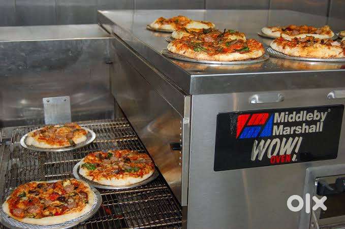 Pizza franchise outlet for sale